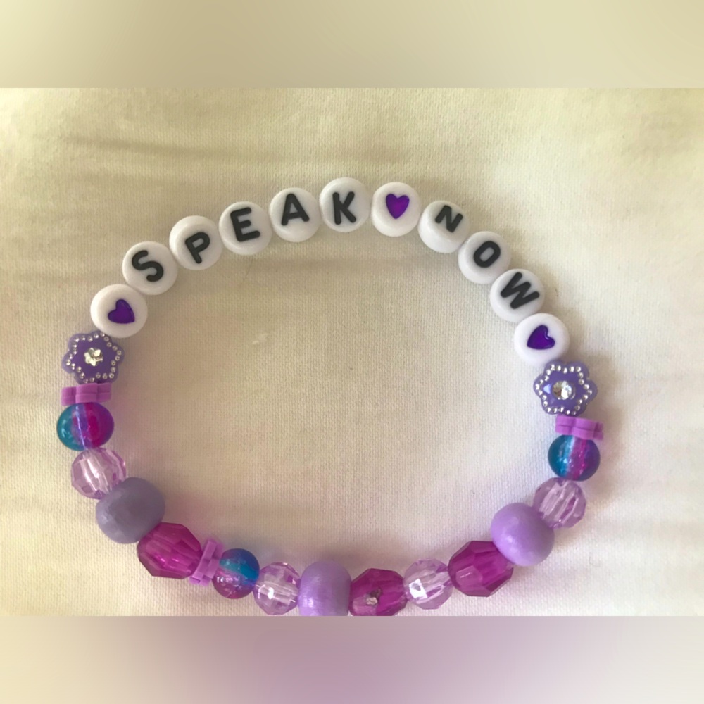 Purple Swiftie bracelet Taylor Swift Album bracelet "Speak now".